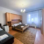 Cozy And Modern 2-Bedroom Apartment