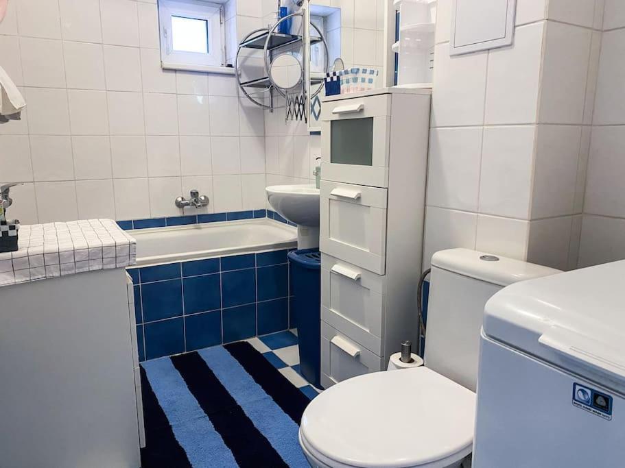 Cozy And Modern 2-bedroom Apartmán Bratislava